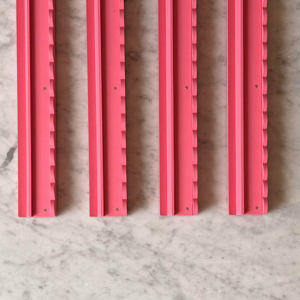 Pink maple wood Mahjong rack and pusher set